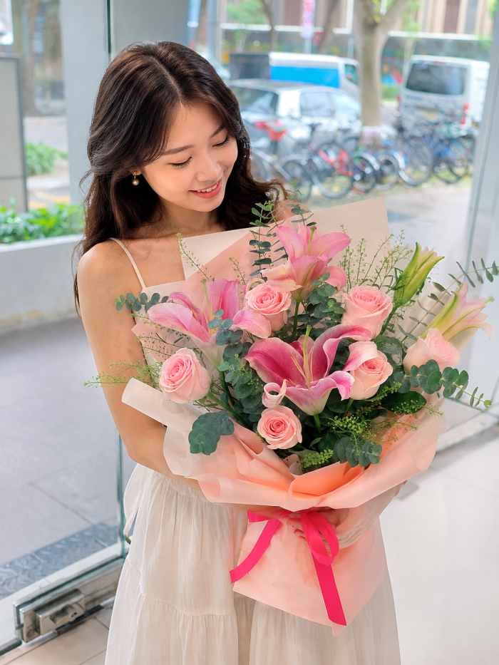 Pink Lily Blush